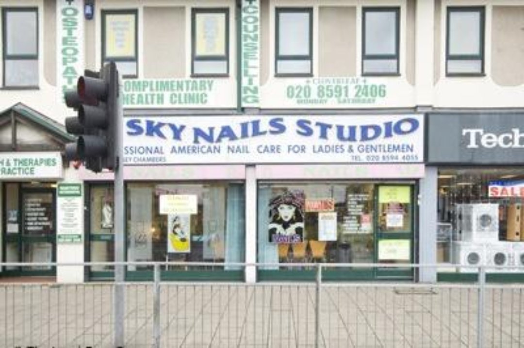 Sky Nails, Loughton, Essex