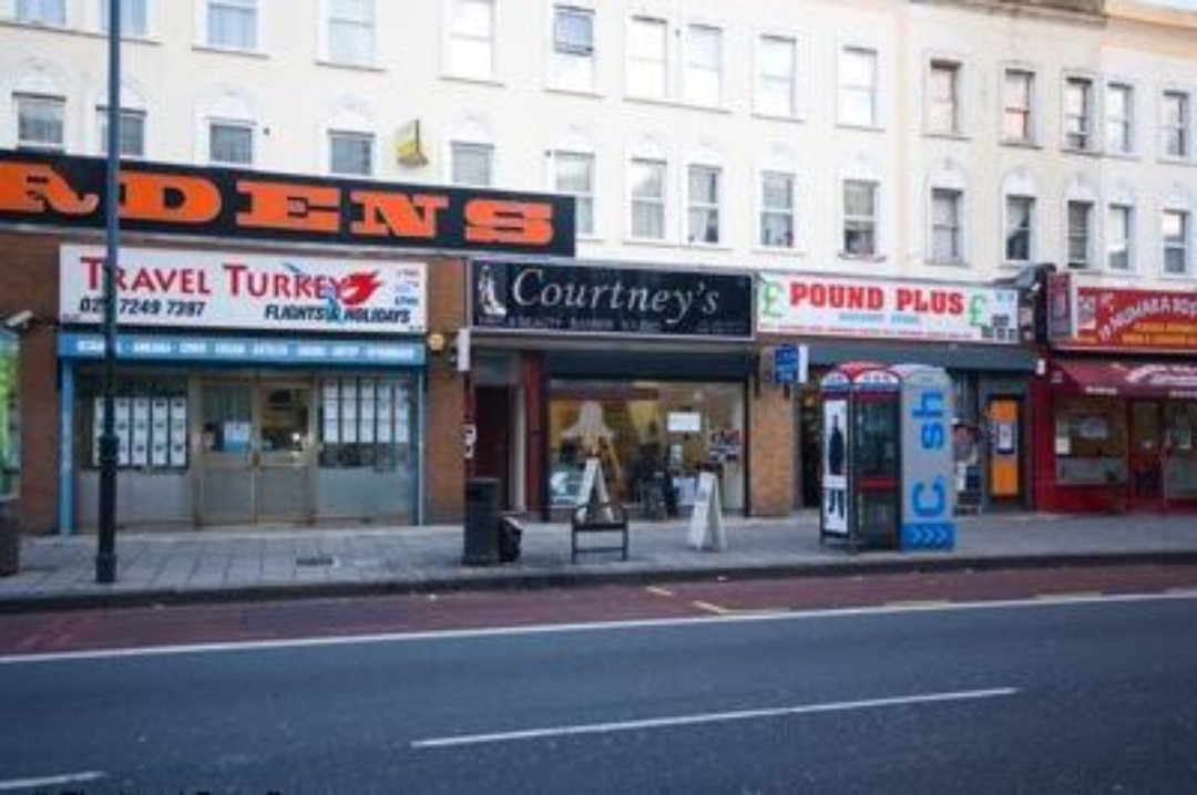 Courtney's, Stoke Newington, London