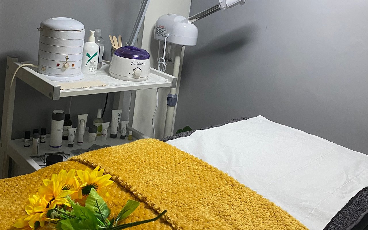 Hollywood Waxing near Crystal Palace, London Treatwell