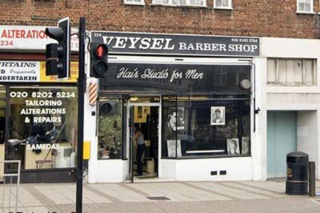 Veysel Barber Shop, Hendon, London