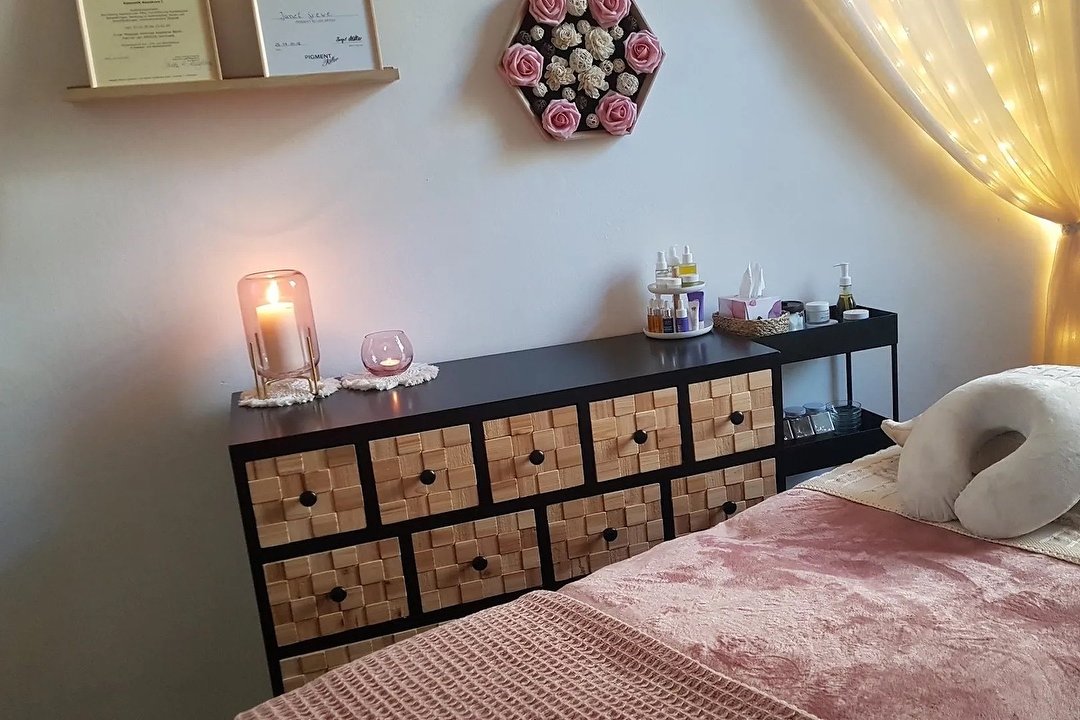 Hautlaw Tattoo & Treatments, Kollwitzplatz, Berlin