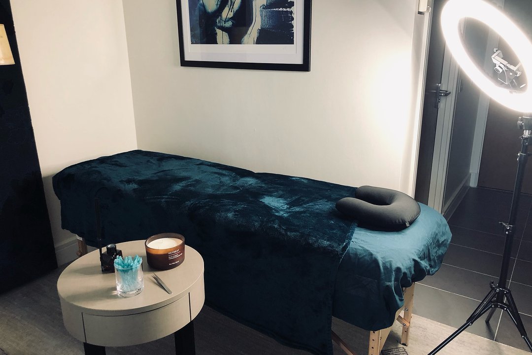 Aloha Lash Extensions, Centre Court Shopping Centre, London