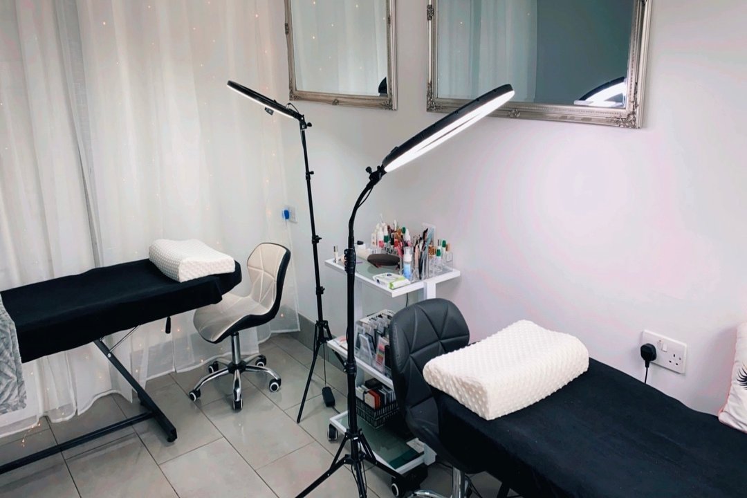 Amber S Beauty Lounge Beauty Salon In Wishaw Lanarkshire Treatwell