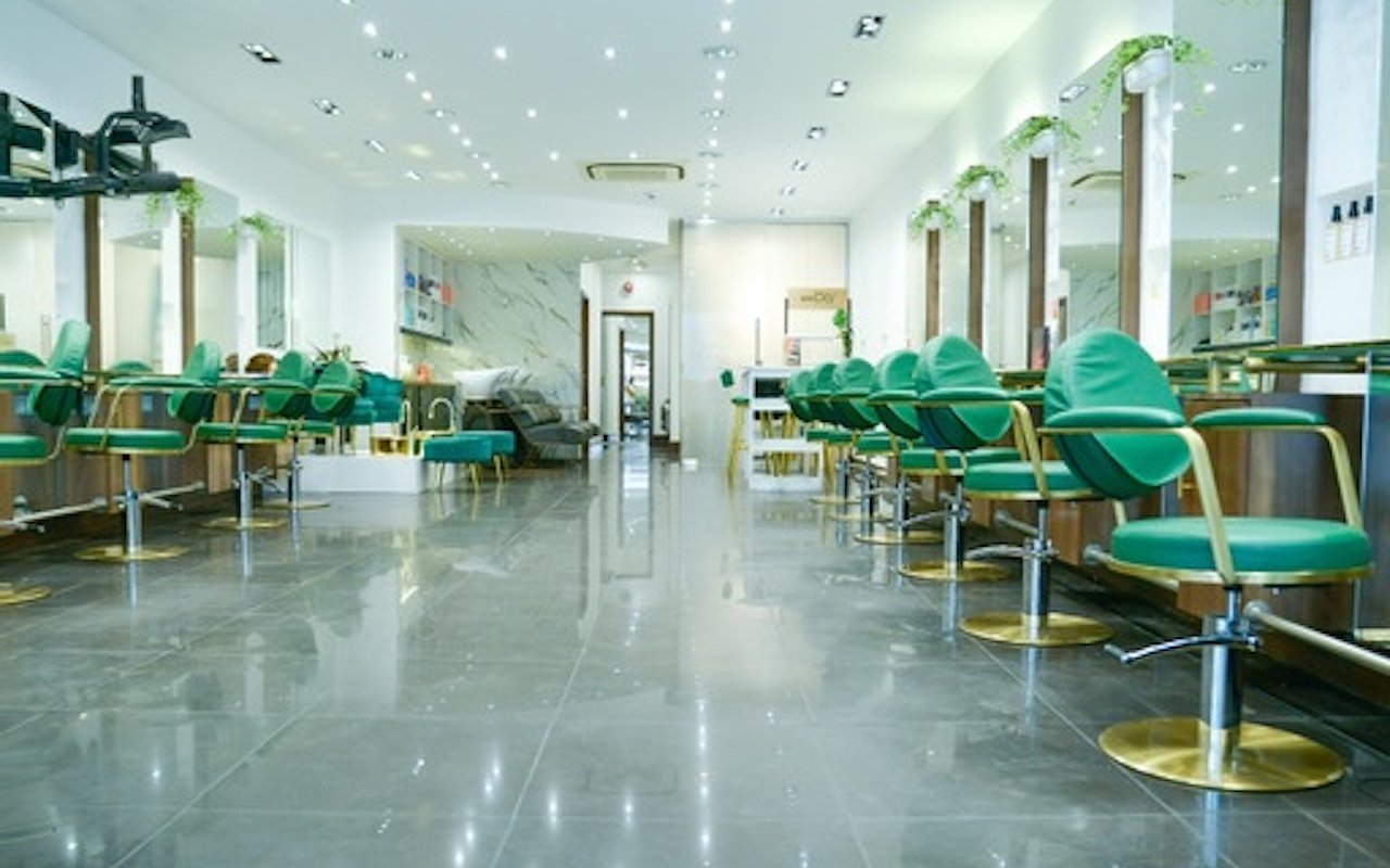 Top 20 places for Hollywood Waxing in UK Treatwell