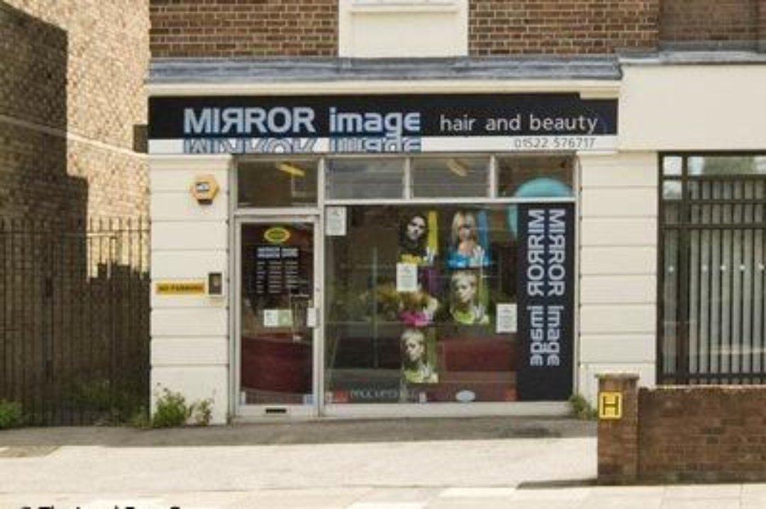 Mirror Image, Lincoln