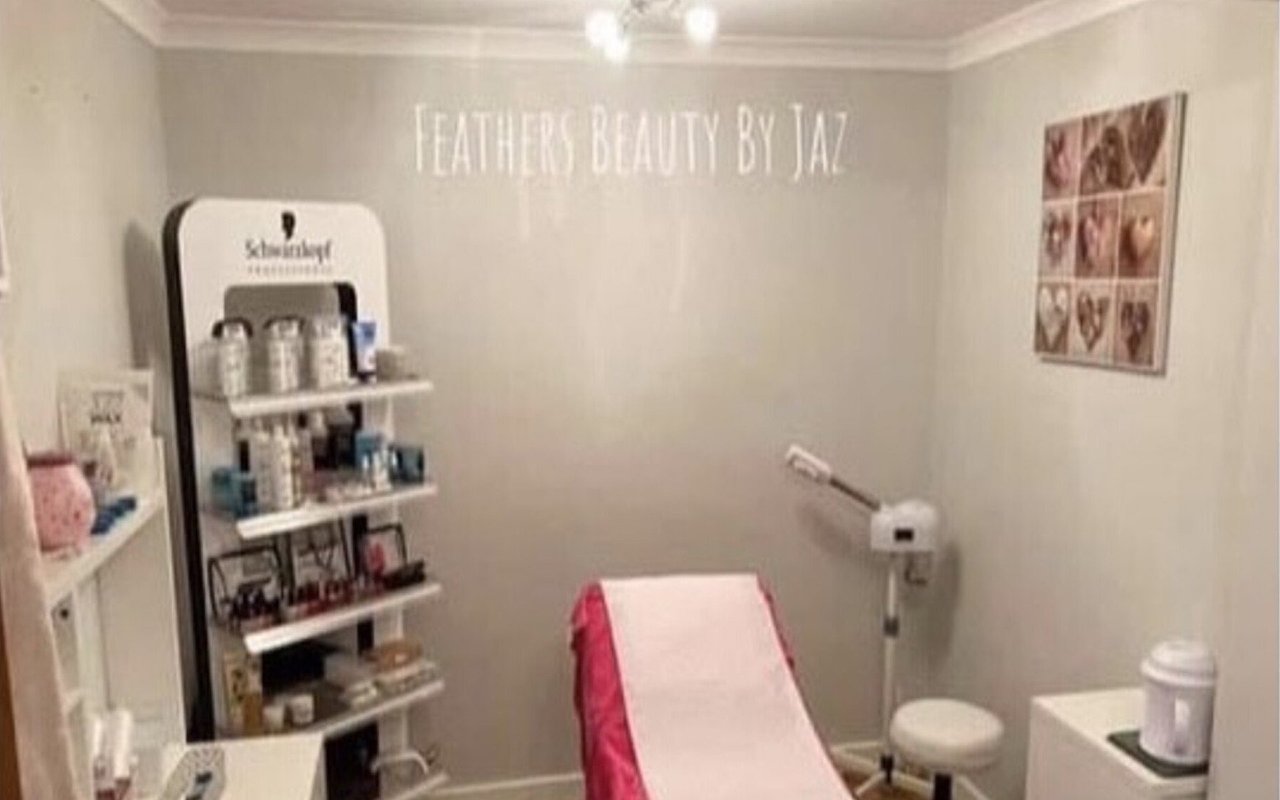 Nail treatments at nail salons and nail bars in Somerset Treatwell