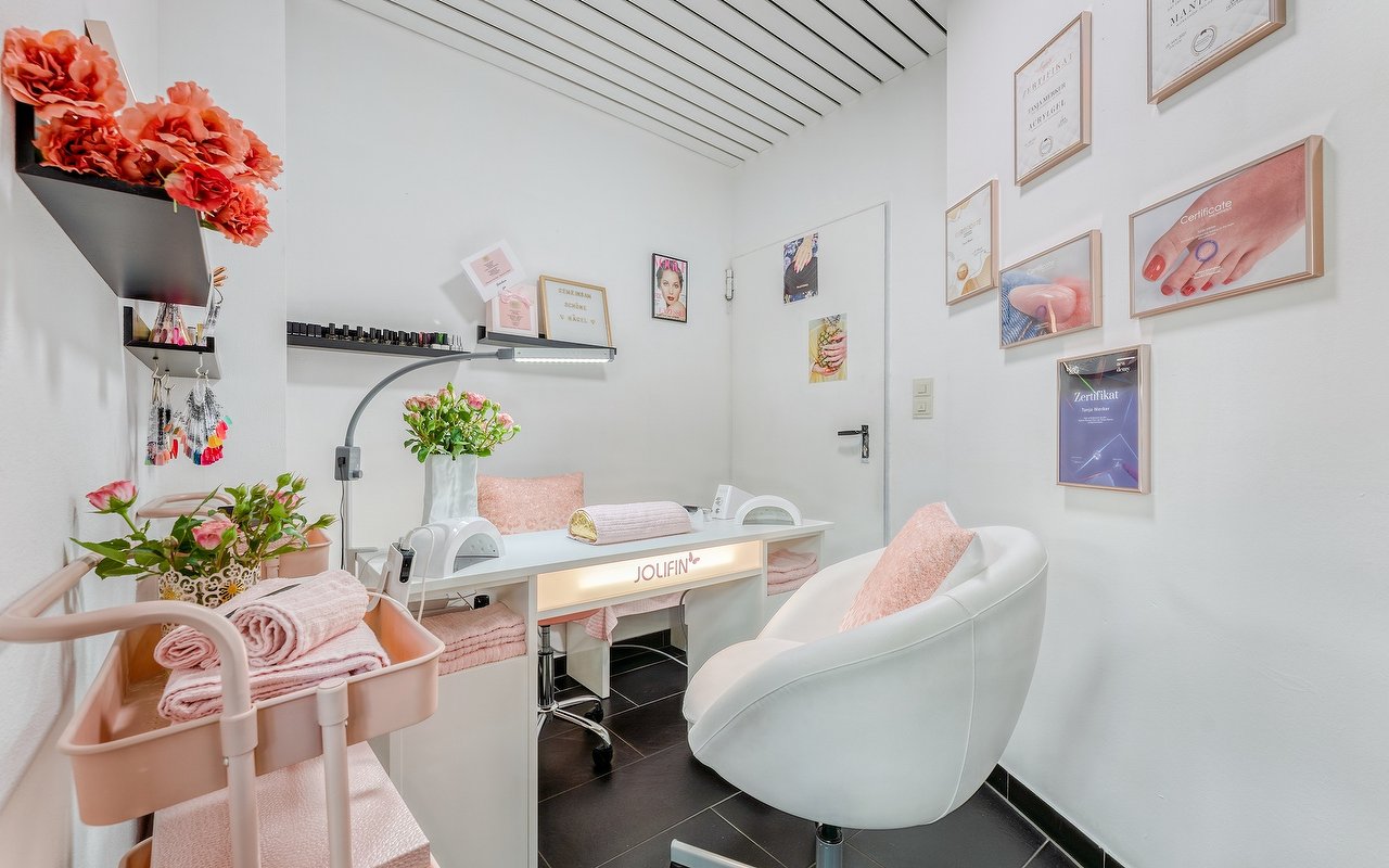 Top 20 Nagelstudios und Nageldesigner in Schwabing, München - Treatwell