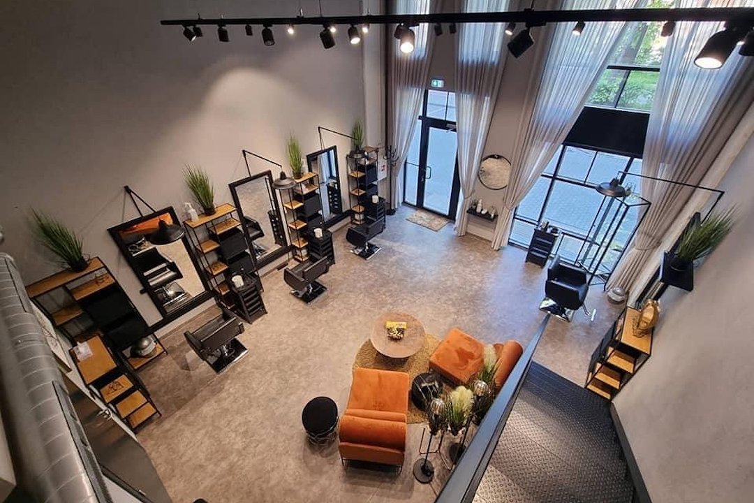 Plaukų Stilistė - Laura Sabulienė, Senamiestis, Klaipeda