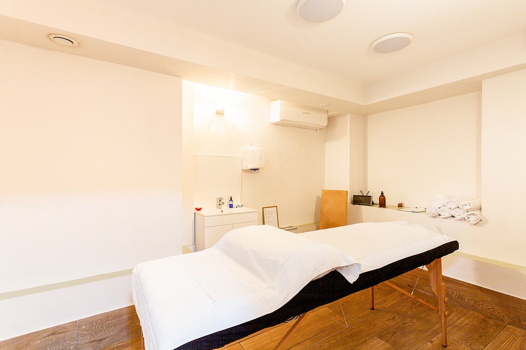 Healing Zen Deep Tissue Massage, Chalkwell, Essex