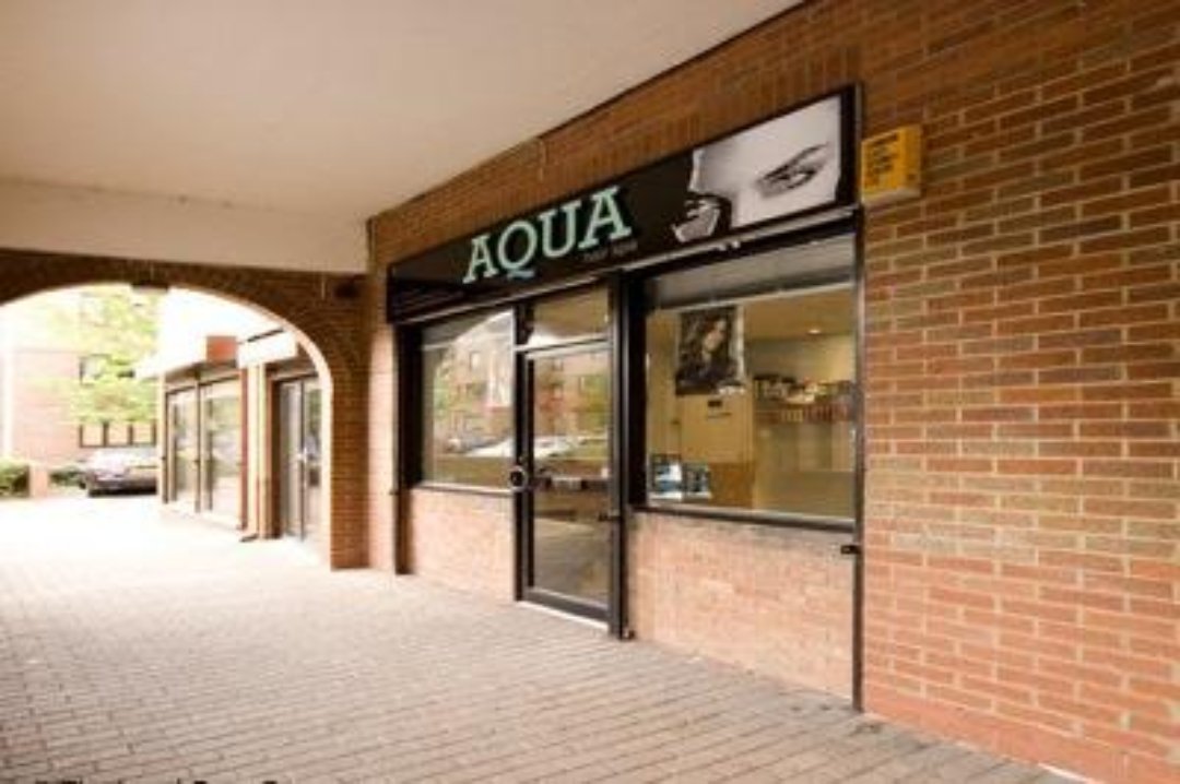Aqua Hair Spa, Docklands, London