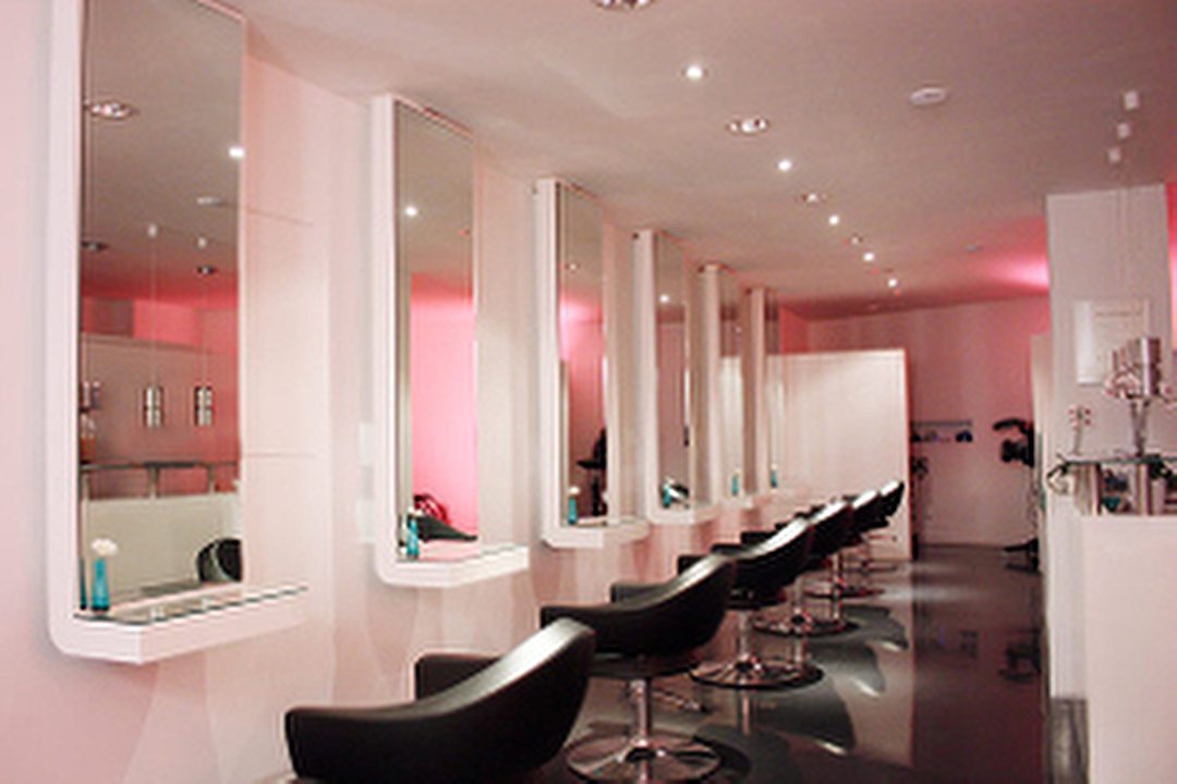 Friseure Und Friseursalons In Der Nahe Von Friedrich Ebert Strasse Kassel Treatwell