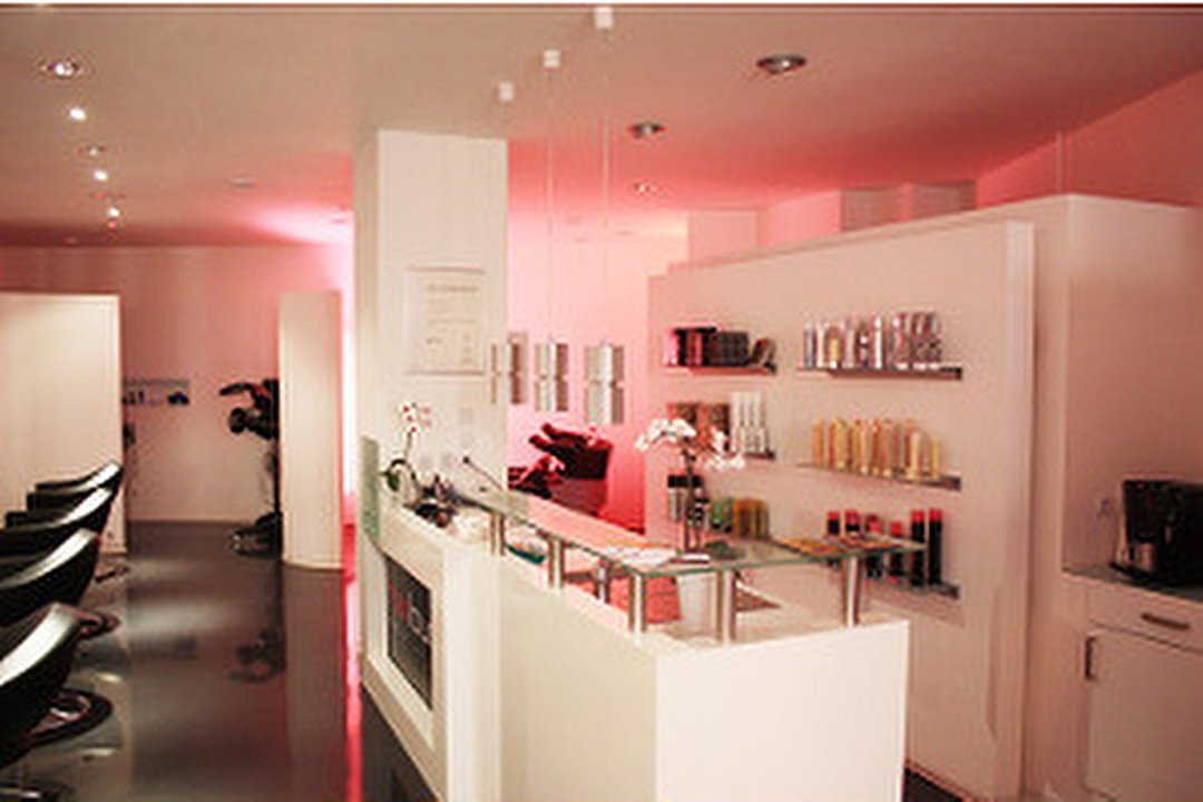 Friseure Und Friseursalons In Der Nahe Von Friedrich Ebert Strasse Kassel Treatwell
