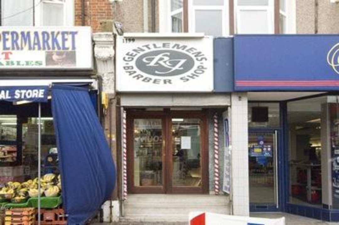 The RJ Barber Shop, Loughton, Essex