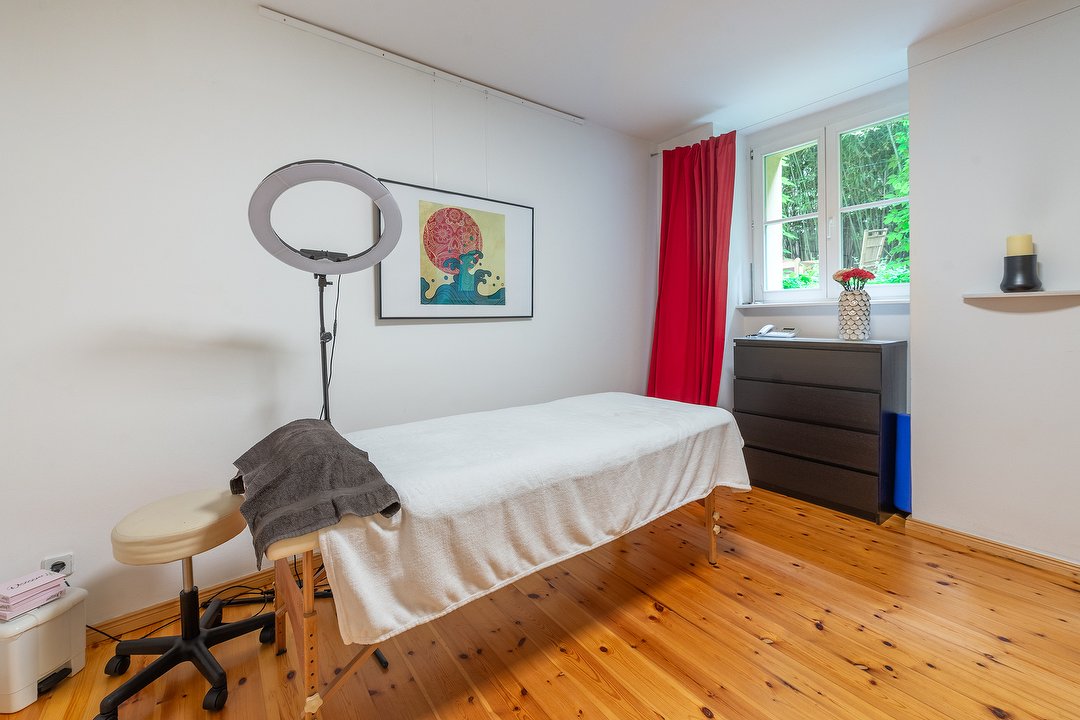 Queen Lashes & Brows, Kollwitzplatz, Berlin