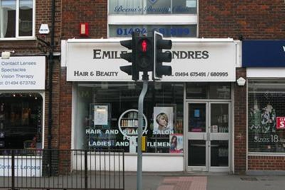 Emile De-Londres, Beaconsfield, Buckinghamshire