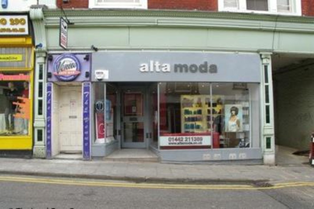 Alta Moda, Hemel Hempstead, Hertfordshire