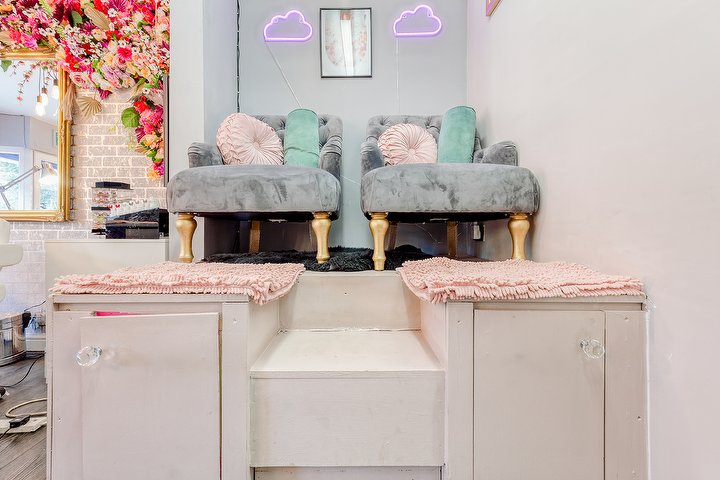 BRIT'POP NAIL BAR - Onglerie 6 Chandos Gardens - Photo de galerie - OneBooking