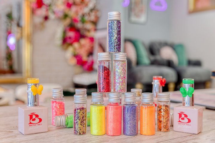 BRIT'POP NAIL BAR - Onglerie 6 Chandos Gardens - Photo de galerie - OneBooking