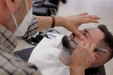 Curly & Bald Salon
