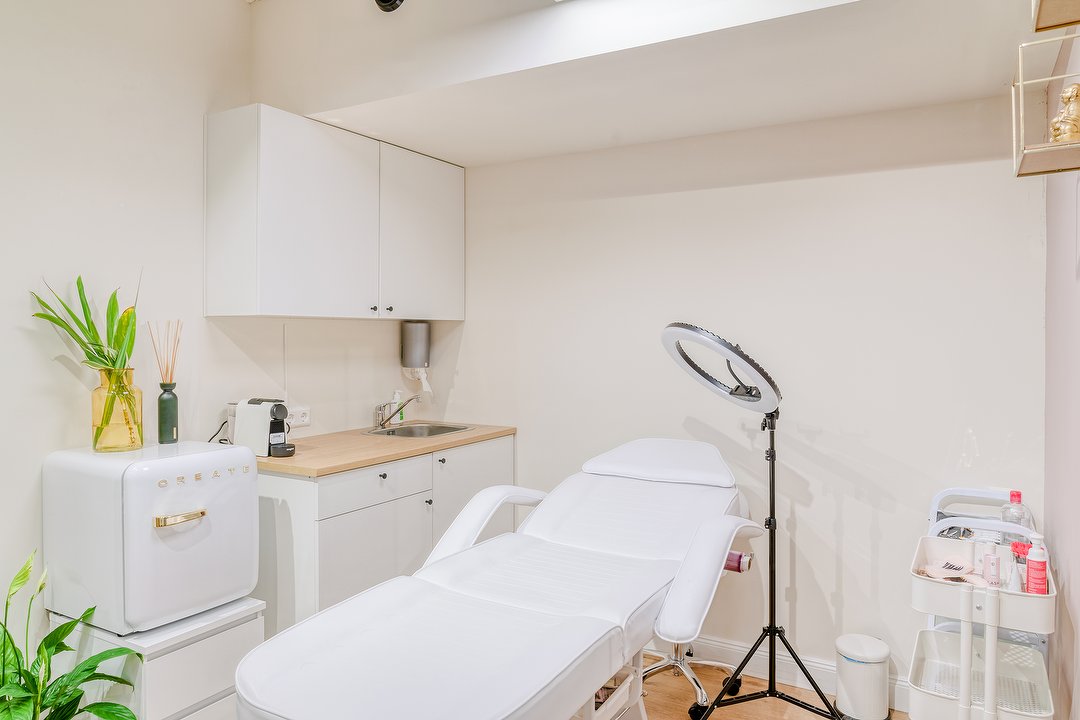 Brows & Beautyshop, Schiedamsedijk, Rotterdam