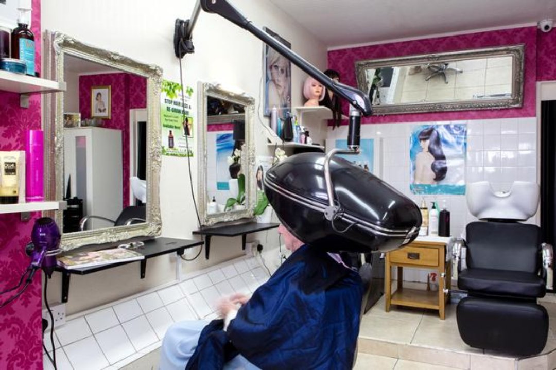 Shampoo Hair Salon, Kilburn, London