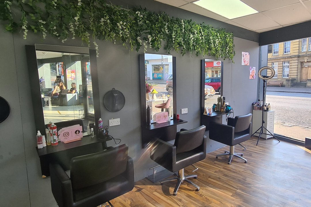 Emma Mackenzie - Hair Stylist & Makeup Artist, Musselburgh, Edinburgh