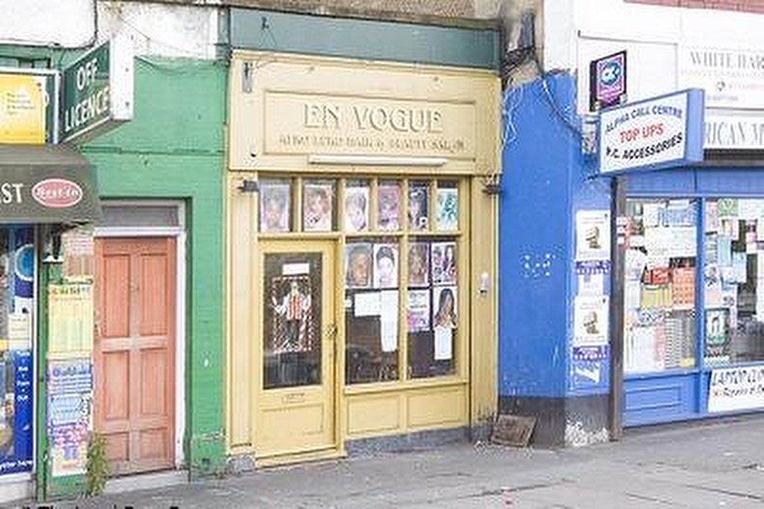 En Vogue, Loughton, Essex