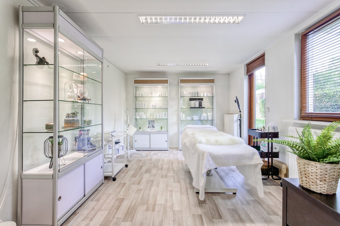 Skala Clinic Huid-& Oedeemtherapie, Velperweg, Gelderland