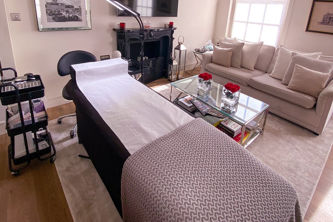 BLAC-K Lash Extensions, Belgravia, London