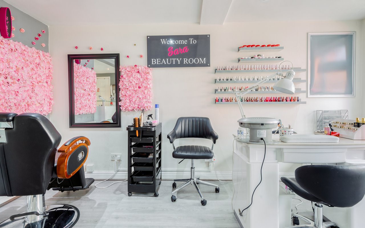 Hairdressers and Hair Salons near Whitefield, Bury Treatwell