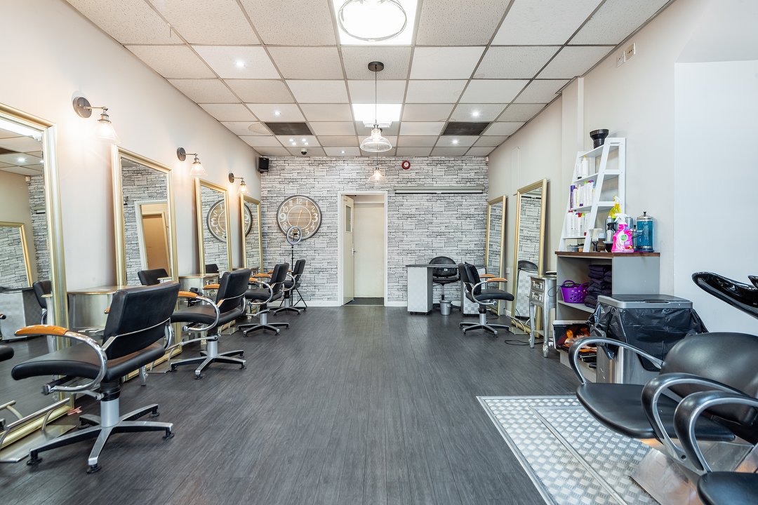 Top 20 Beauty Salons in Salford - Treatwell