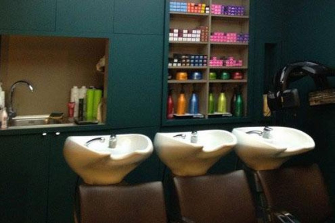 Le Coiffeur, Palais-Royal, Paris