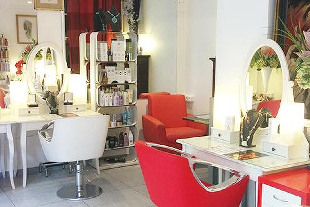 Red'One - Neuilly, Neuilly-sur-Seine, Hauts-de-Seine