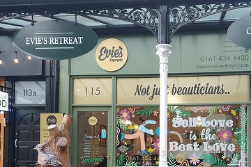 Evie's Retreat Beauty Salon
