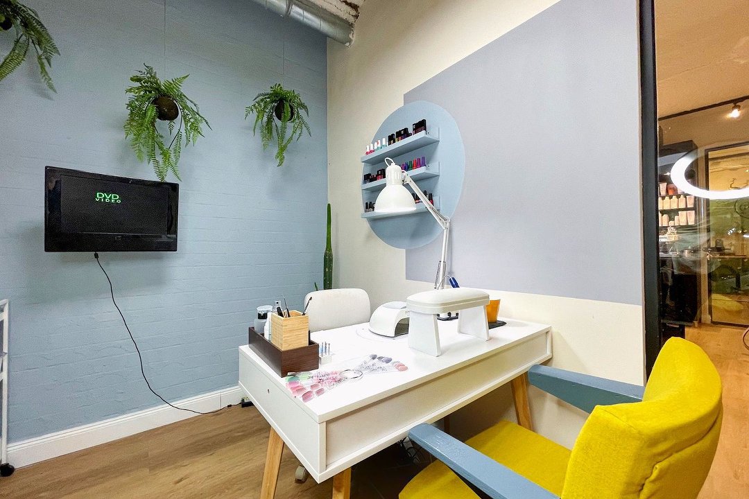 @ Kris Nails Space | Rotterdam, Schiedamsedijk, Rotterdam