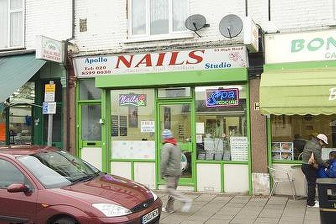 Apollo Nails, Loughton, Essex