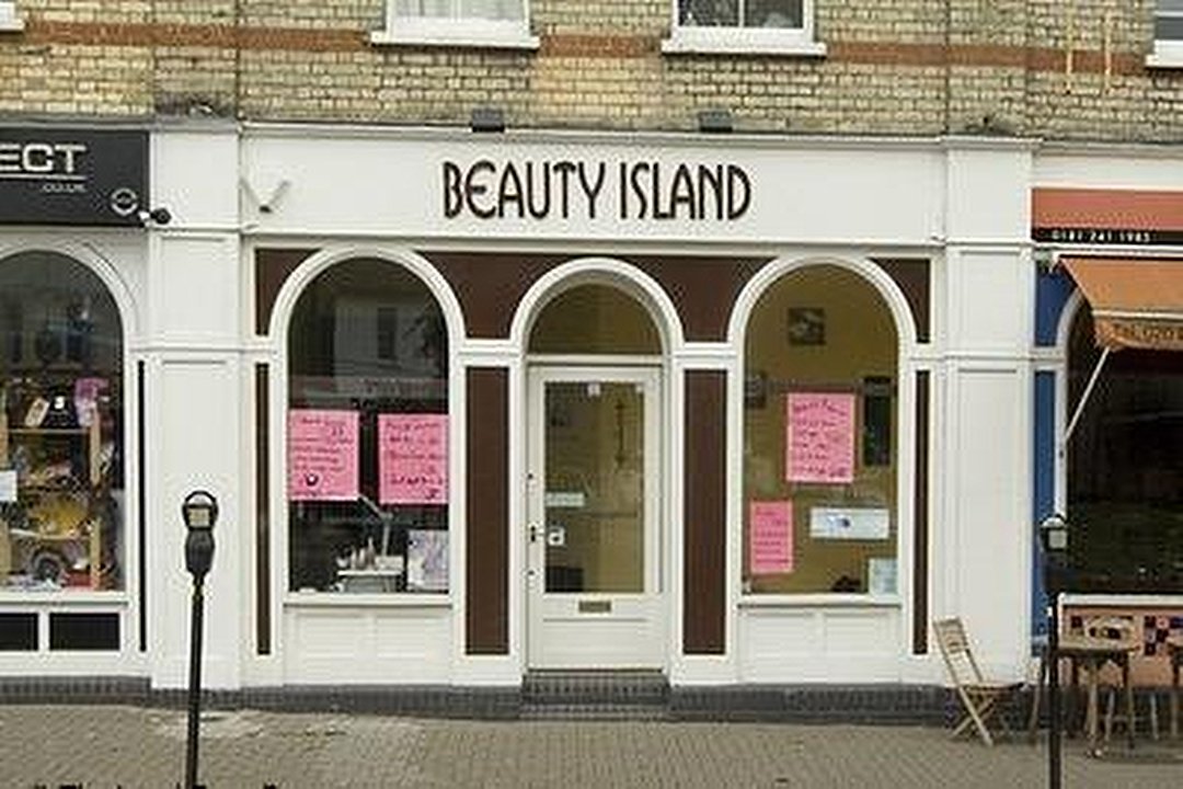 Beauty Island, Thames Ditton, Surrey