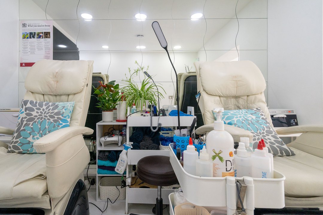 K Nails, Fulham, London