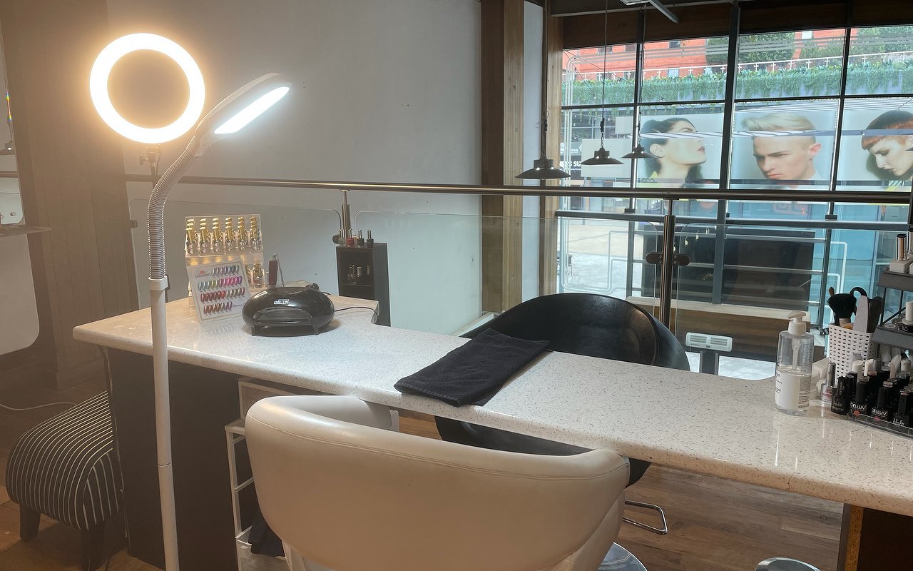 Hair shop pieces meadowhall