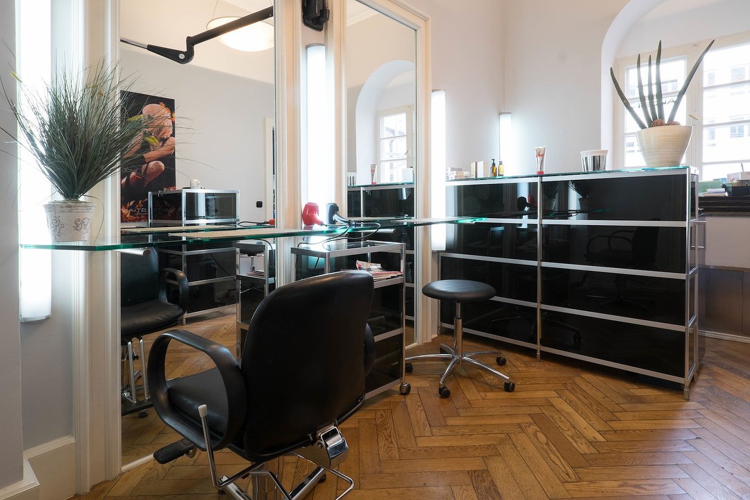 Ralf Islinger Haarprojekt Friseur In Sendlinger Tor Munchen Treatwell