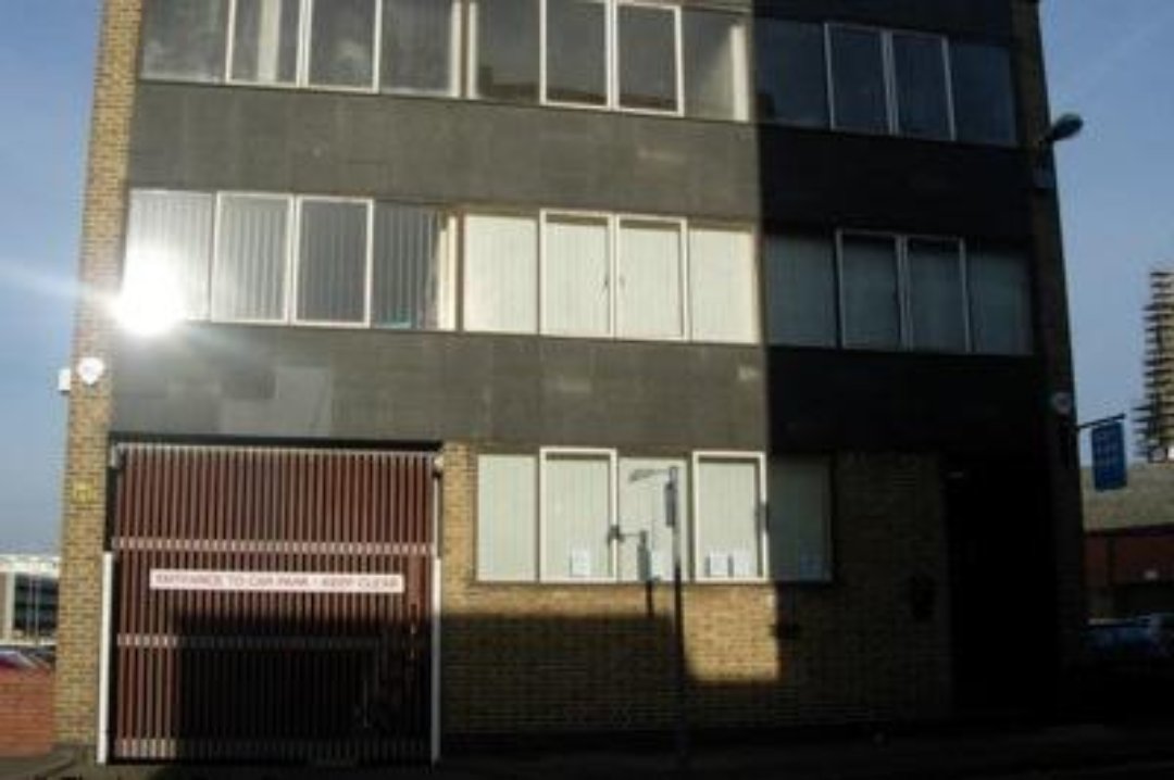 Bikram Yoga, Leicester