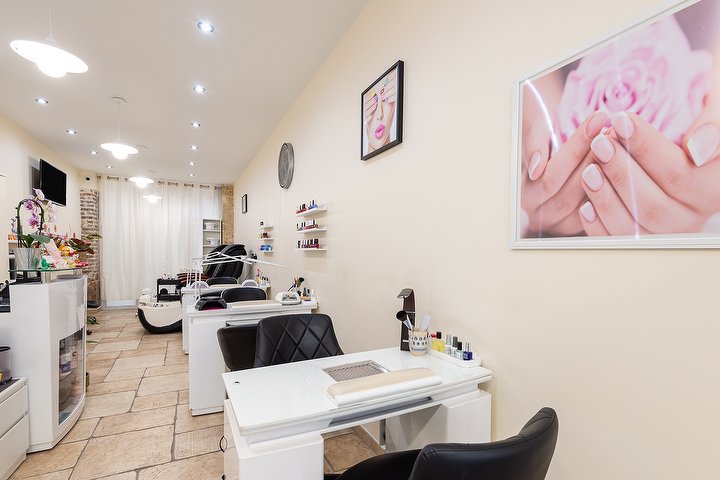 MJ Nails Beauté - Onglerie Paris - Photo de galerie - OneBooking