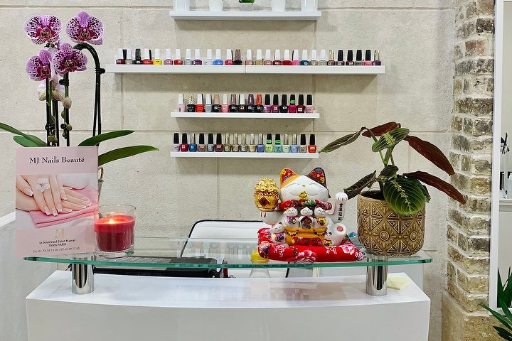MJ Nails Beauté - Onglerie Paris - Photo de galerie - OneBooking