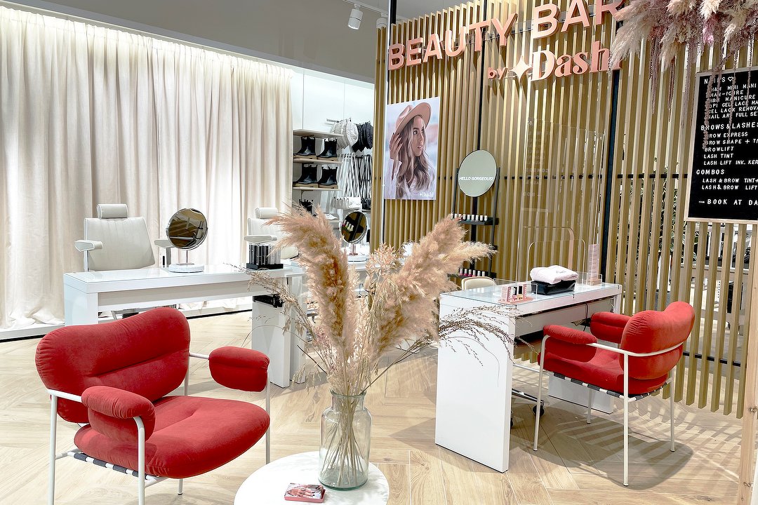 Beauty Bar by Dashl x H&M - Düsseldorf, Schadowstraße, Düsseldorf