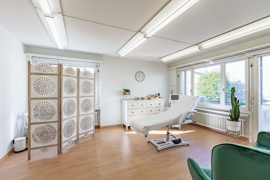 Jolie Studio, Wallisellen