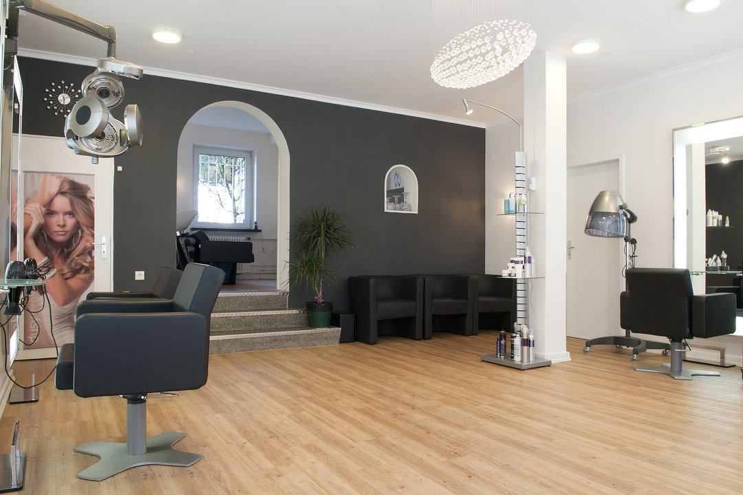 Arezo & Zarlascht's Schönheitssalon, Billstedt, Hamburg