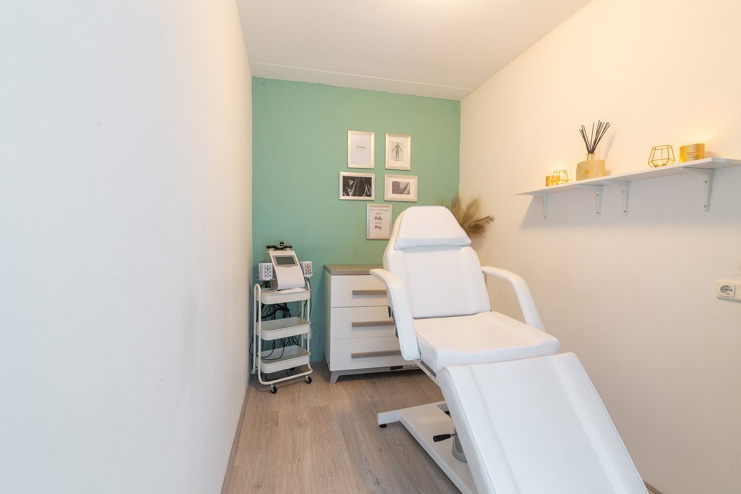 Esteem Body & Laser Clinic, Utrecht-Noordoost, Utrecht