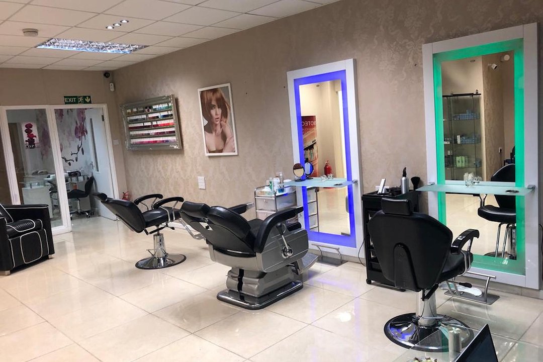 La Belle Hair N Beauty Salon, Hemel Hempstead, Hertfordshire