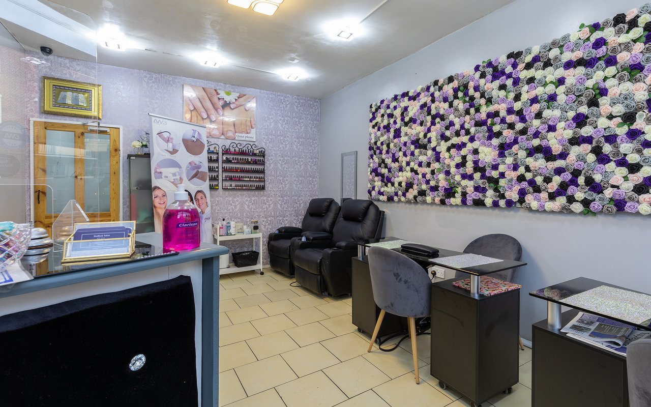 Top 20 Hairdressers and Hair Salons in East London, London - Treatwell