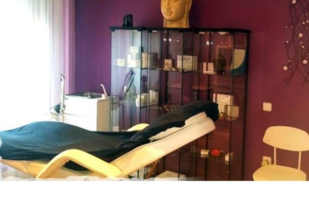 Venus Clinic, Cuatro Caminos, Madrid